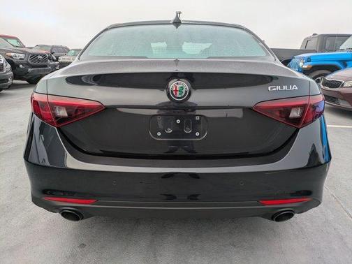 2022 Alfa Romeo Giulia Ti