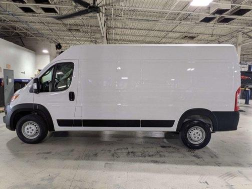 Bright White Clearcoat 2026 RAM ProMaster 2500 High Roof
