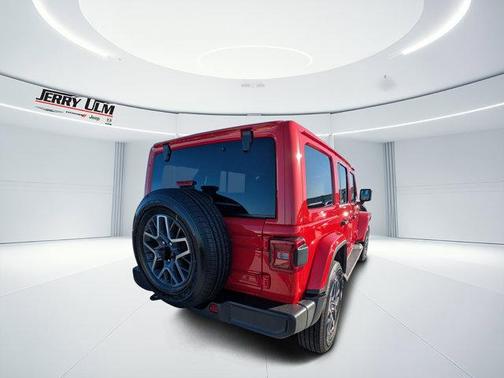 Firecracker Red Clearcoat 2026 Jeep Wrangler Sahara