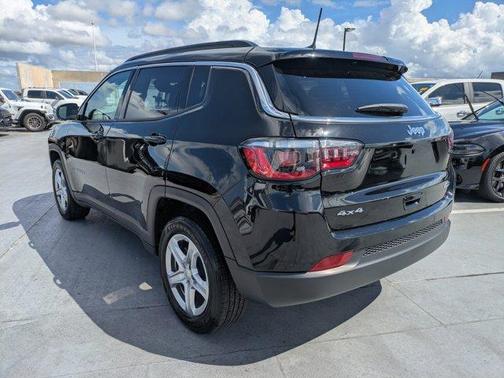 2023 Jeep Compass Latitude