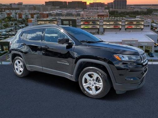 2023 Jeep Compass Latitude