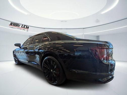 2023 Bentley Flying Spur Mulliner W12
