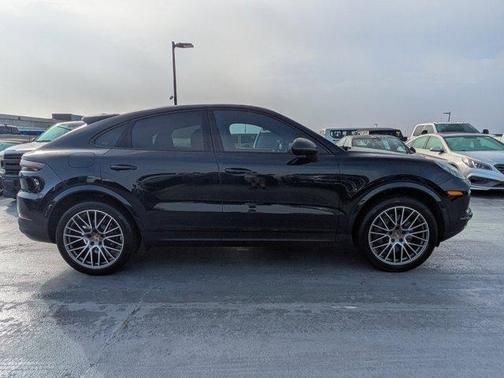 2022 Porsche Cayenne S Coupe AWD