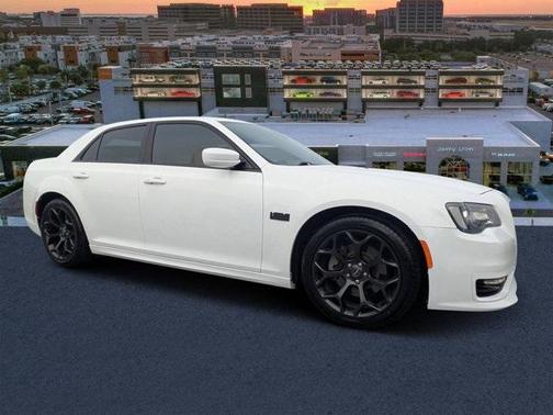 2019 Chrysler 300 S