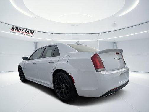 2019 Chrysler 300 S