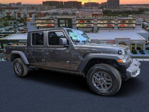 2026 Jeep Gladiator Sport