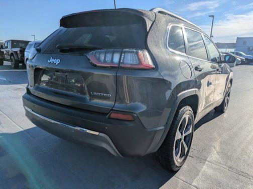2019 Jeep Cherokee Limited FWD