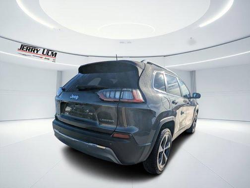 2019 Jeep Cherokee Limited FWD