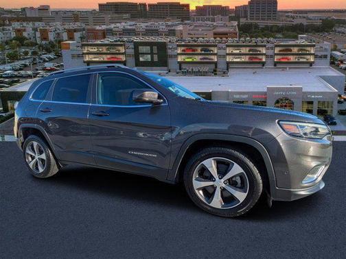 2019 Jeep Cherokee Limited FWD