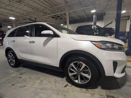 2020 Kia Sorento LX V6