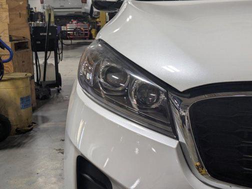 2020 Kia Sorento LX V6