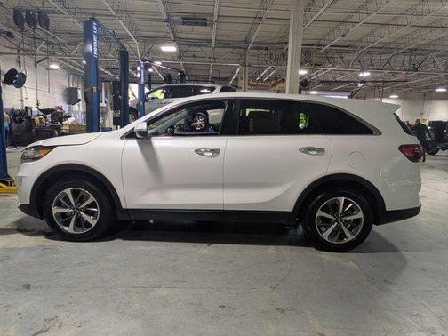 2020 Kia Sorento LX V6
