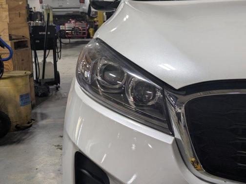 2020 Kia Sorento LX V6