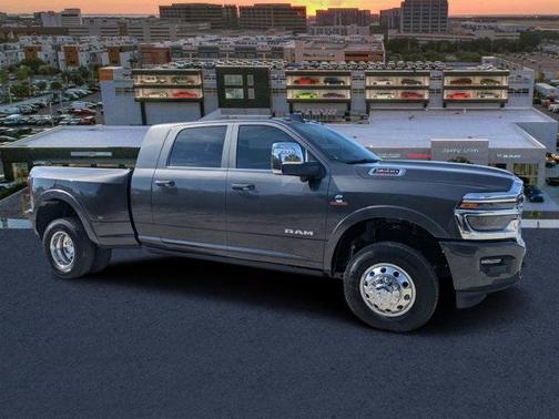 2026 RAM 3500 Limited