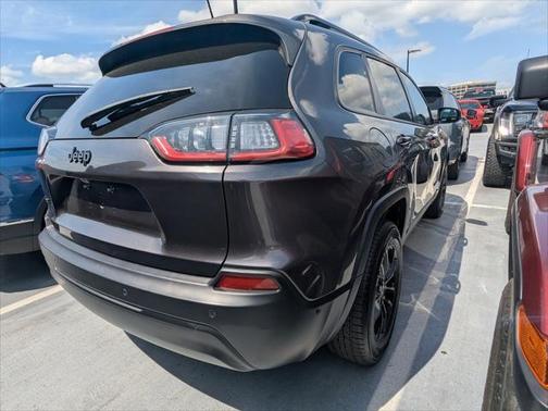 2023 Jeep Cherokee Altitude Lux 4x4