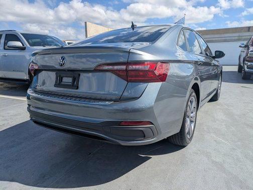 2022 Volkswagen Jetta 1.5T SE