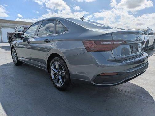 2022 Volkswagen Jetta 1.5T SE