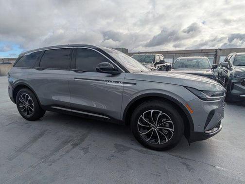 2024 Lincoln Nautilus Premiere