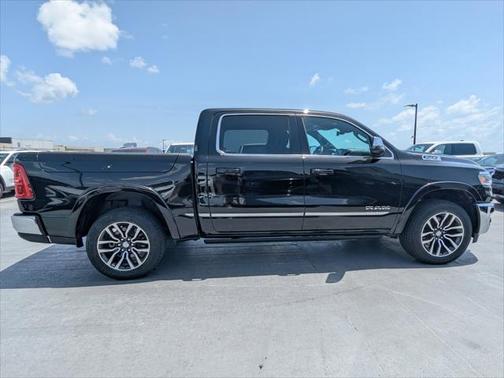 2025 RAM 1500 Limited Crew Cab 4x4 57' Box