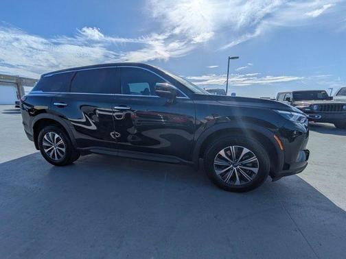 2023 INFINITI QX60 Pure