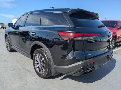 2023 INFINITI QX60 Pure