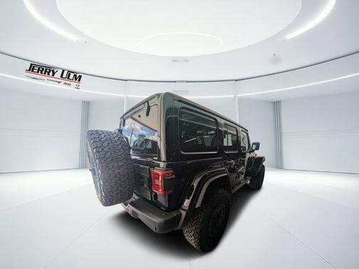 2025 Jeep Wrangler Rubicon 392