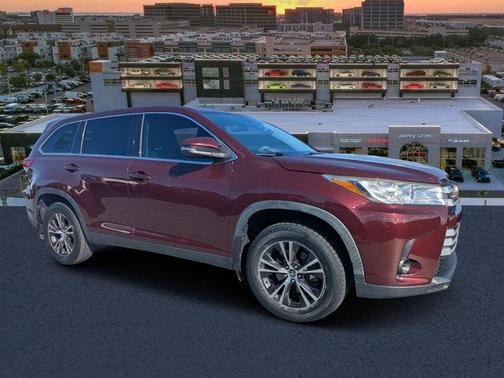 2019 Toyota Highlander LE Plus