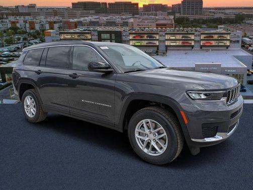 Metallic 2026 Jeep Grand Cherokee L Laredo