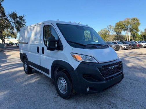 Bright White Clearcoat 2026 RAM ProMaster 1500 Low Roof