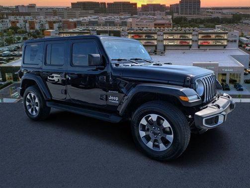 Black Clearcoat 2021 Jeep Wrangler Unlimited Sahara