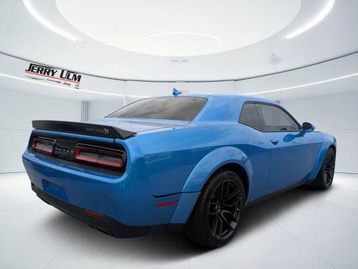 B5 Blue Pearlcoat 2023 Dodge Challenger R/T Scat Pack