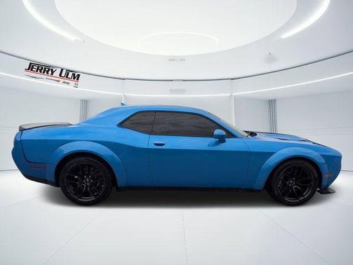 B5 Blue Pearlcoat 2023 Dodge Challenger R/T Scat Pack