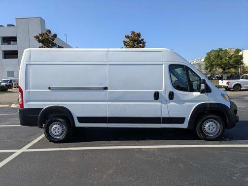 Bright White Clearcoat 2025 RAM ProMaster 2500 High Roof