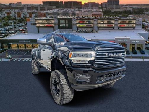 2022 RAM 2500 Laramie Crew Cab 4x4 64' Box