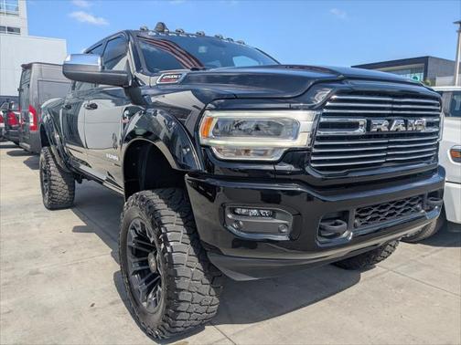 2022 RAM 2500 Laramie Crew Cab 4x4 64' Box