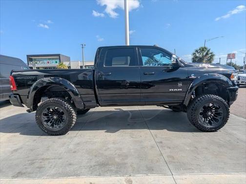 2022 RAM 2500 Laramie Crew Cab 4x4 64' Box