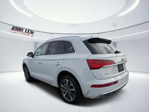 2024 Audi Q5 45 S line quattro Premium