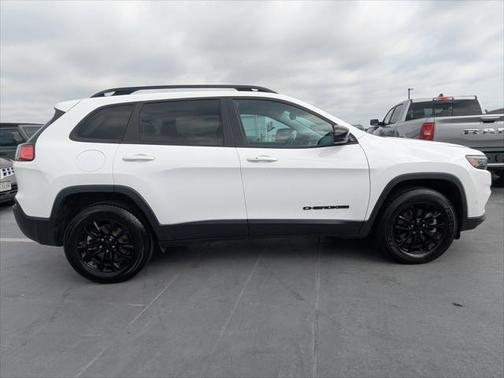 2023 Jeep Cherokee Altitude Lux 4x4