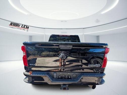 2022 Chevrolet Silverado 2500 High Country