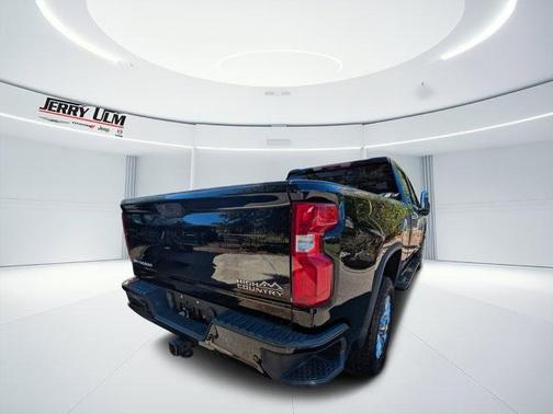 2022 Chevrolet Silverado 2500 High Country