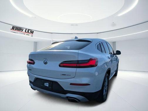 2024 BMW X4 xDrive30i