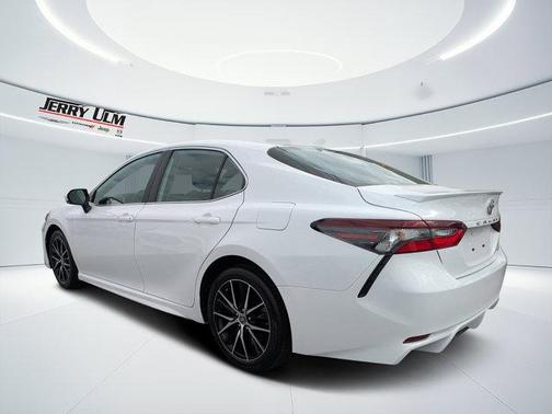 2023 Toyota Camry 