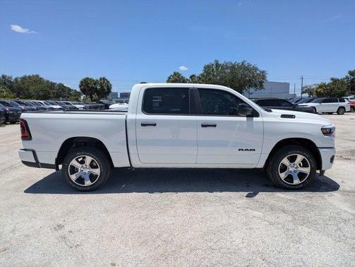 Bright White Clearcoat 2026 RAM 1500 Express