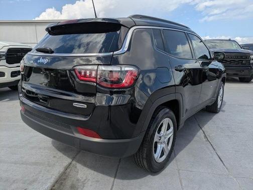2023 Jeep Compass Latitude