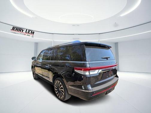 2022 Lincoln Navigator L Black Label