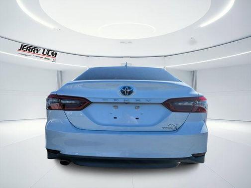 2023 Toyota Camry Hybrid XLE