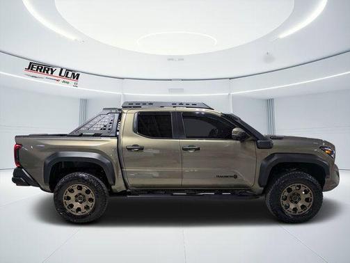 Bronze Oxide 2025 Toyota Tacoma Hybrid TRAILHUNTER HYBRI