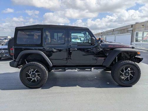 Black Clearcoat 2020 Jeep Wrangler Unlimited Rubicon