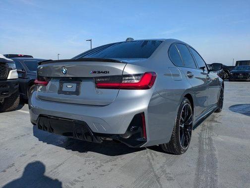 2023 BMW M340 i xDrive