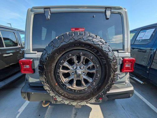Sting Gray Clearcoat 2023 Jeep Wrangler Rubicon 392